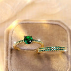Duo Ring Set with Emerald-Green Stone