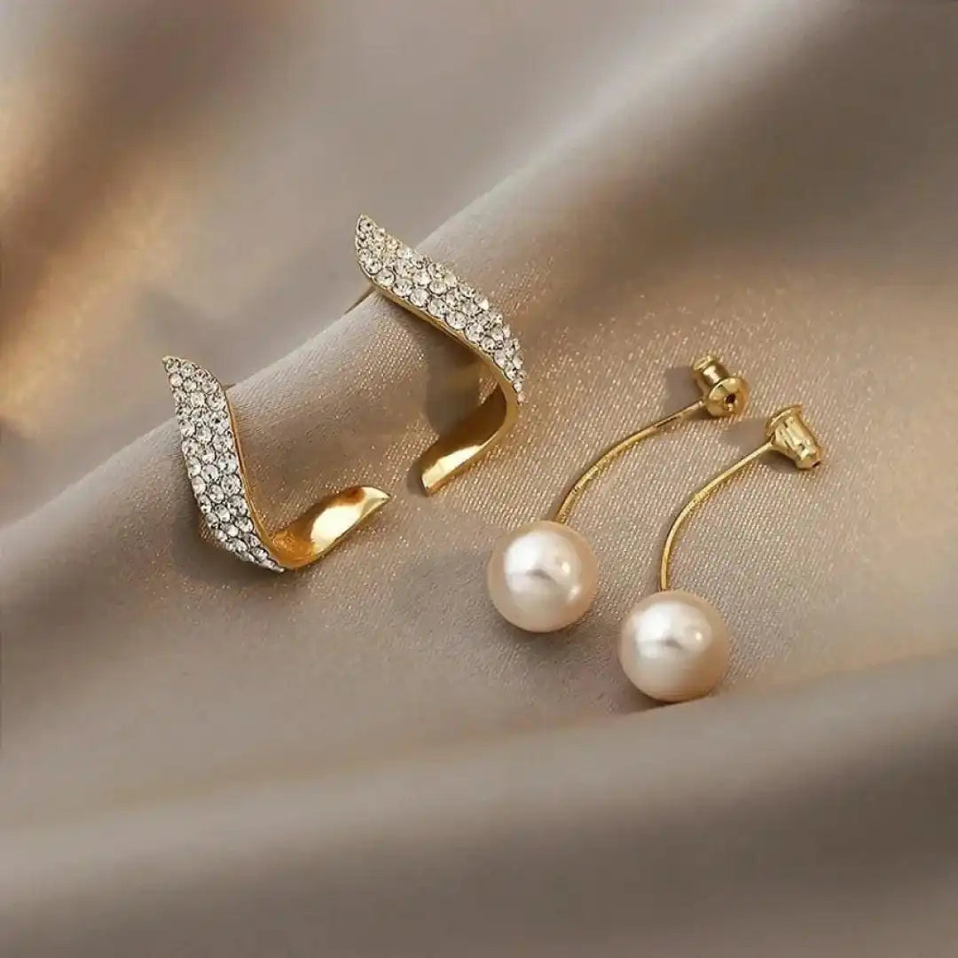 Elegant Pearl Dangle Earrings