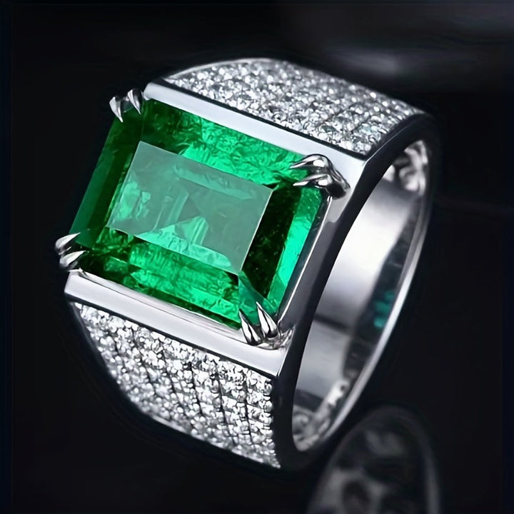 Elsa Ring with Emerald and Diamonds