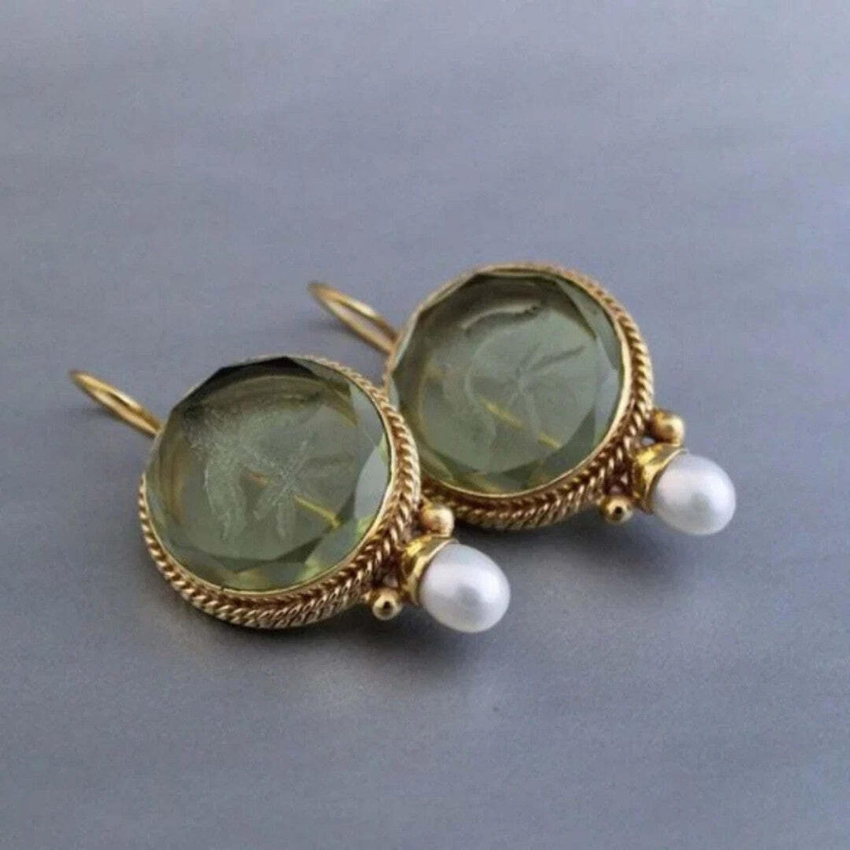 Old Jade Stone Pearl Earrings