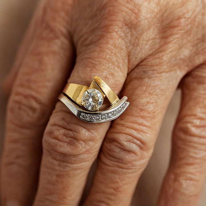 Vintage Irregular Ring in Gold and Silver with Zirconia