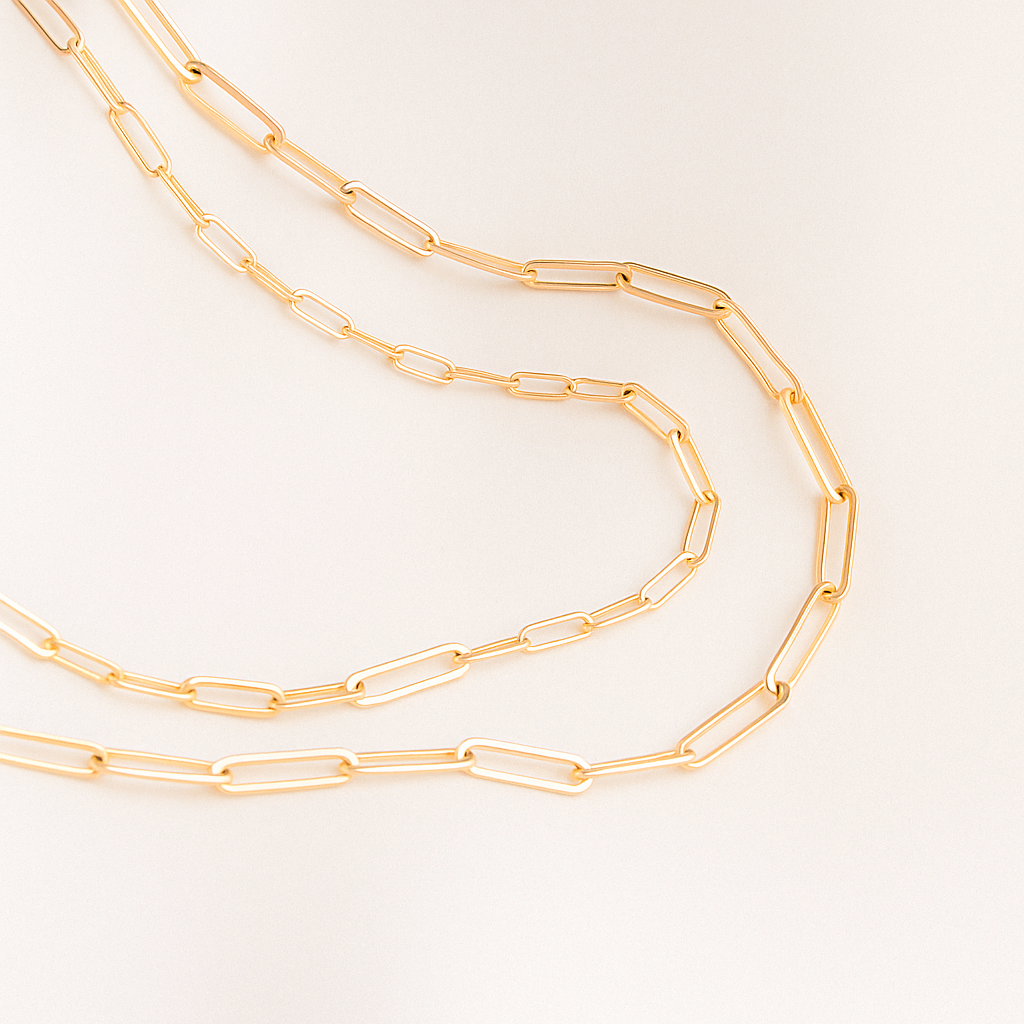 Gold Necklace with Classic Chain