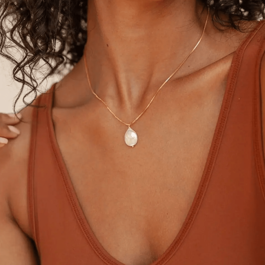 Pearl Pendant Necklace