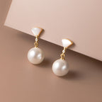 Chic Earrings with Pearls