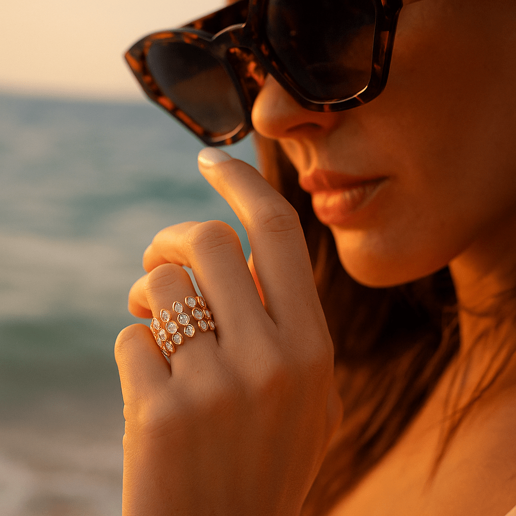 Morning Ring with Shining Gemstones