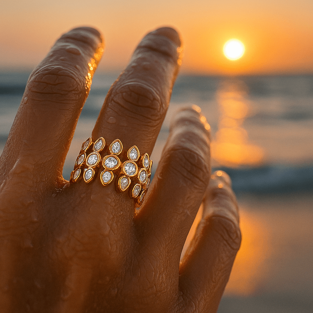 Morning Ring with Shining Gemstones