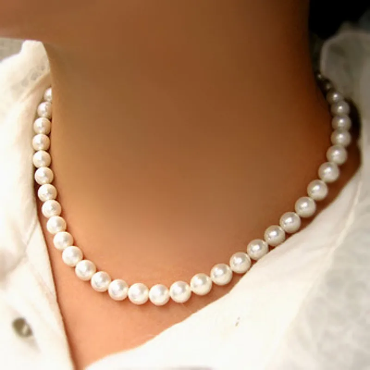 Timeless Vintage Pearl Necklace