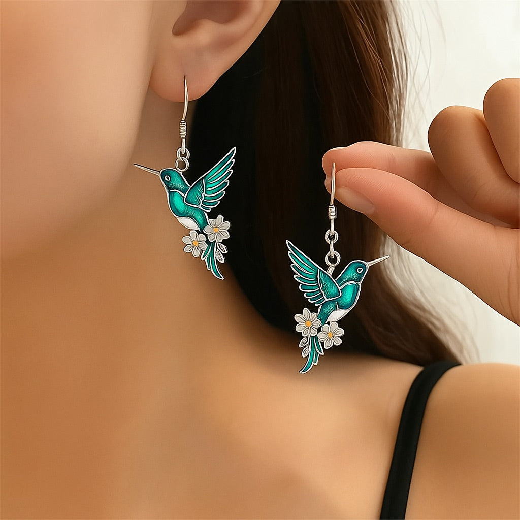 Beautiful Necklace with Hummingbird and Free Earrings – Limited Time Offer
