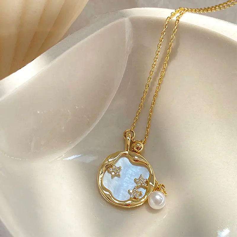 Necklace with Moonstone and Pearl