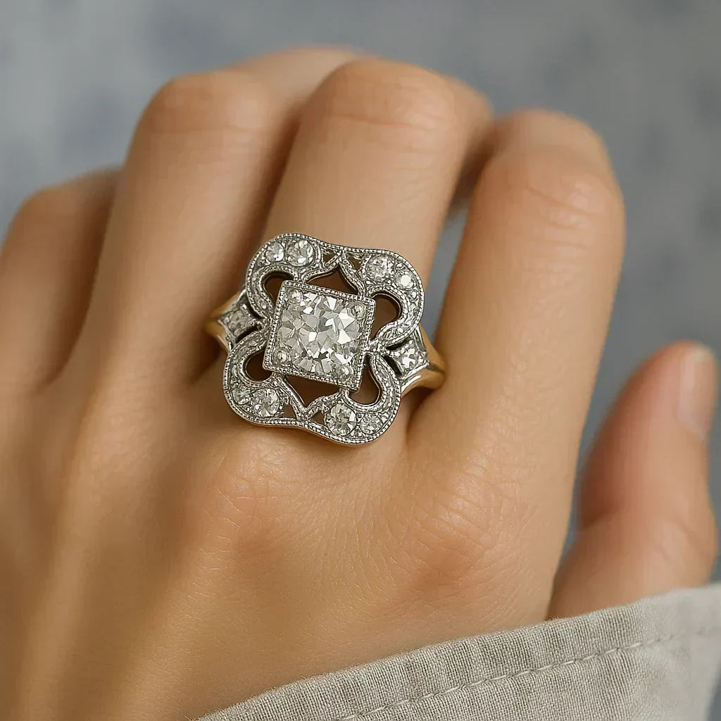 Classic Ring with Vintage Zirconia