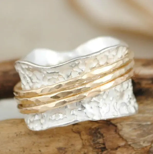 Vintage Fine Rotating Ring in Gold and Silver