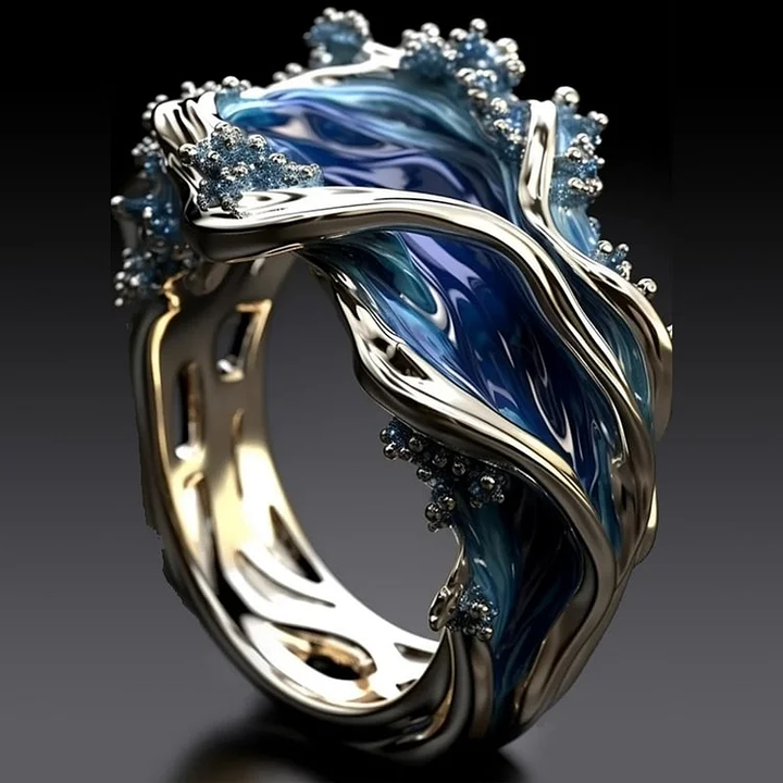 Vintage Gold Ring with Ocean Wave